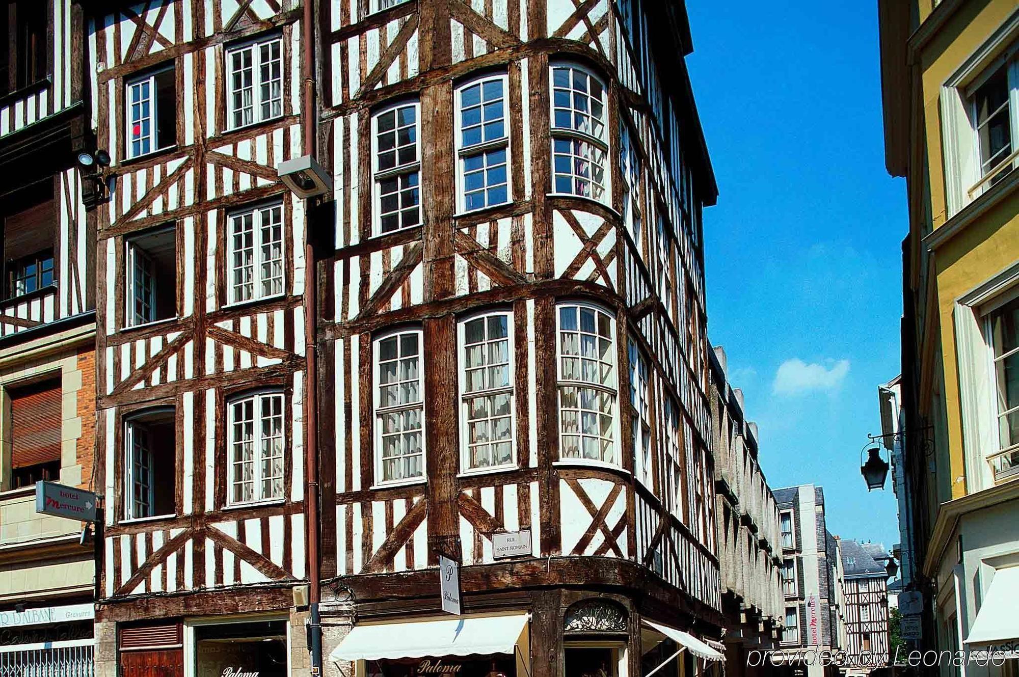 Mercure Centre Cathedrale Hotel 4*